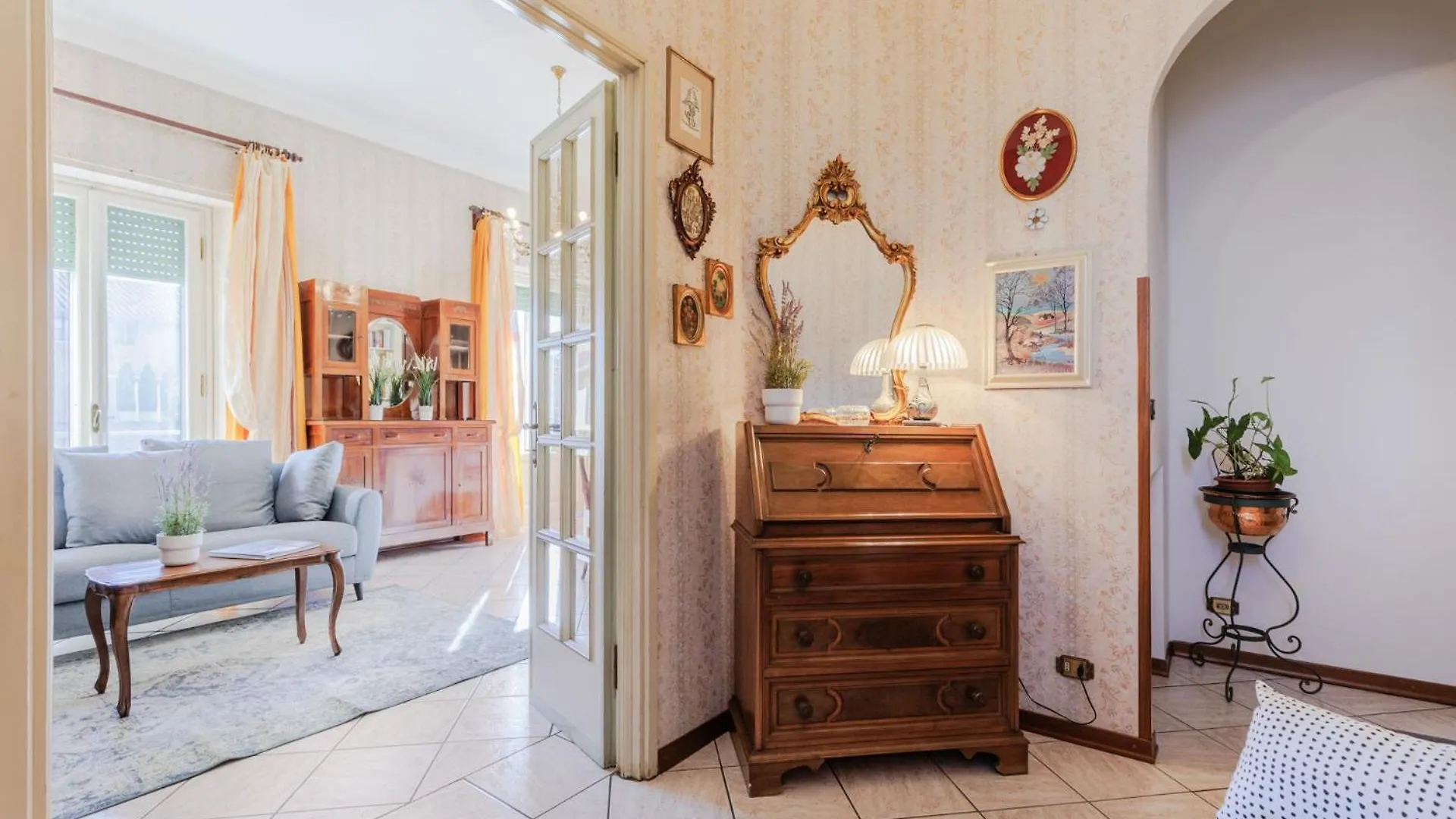 Villa Regina, 4 Bedrooms And A Luxury Style Villa Cappella