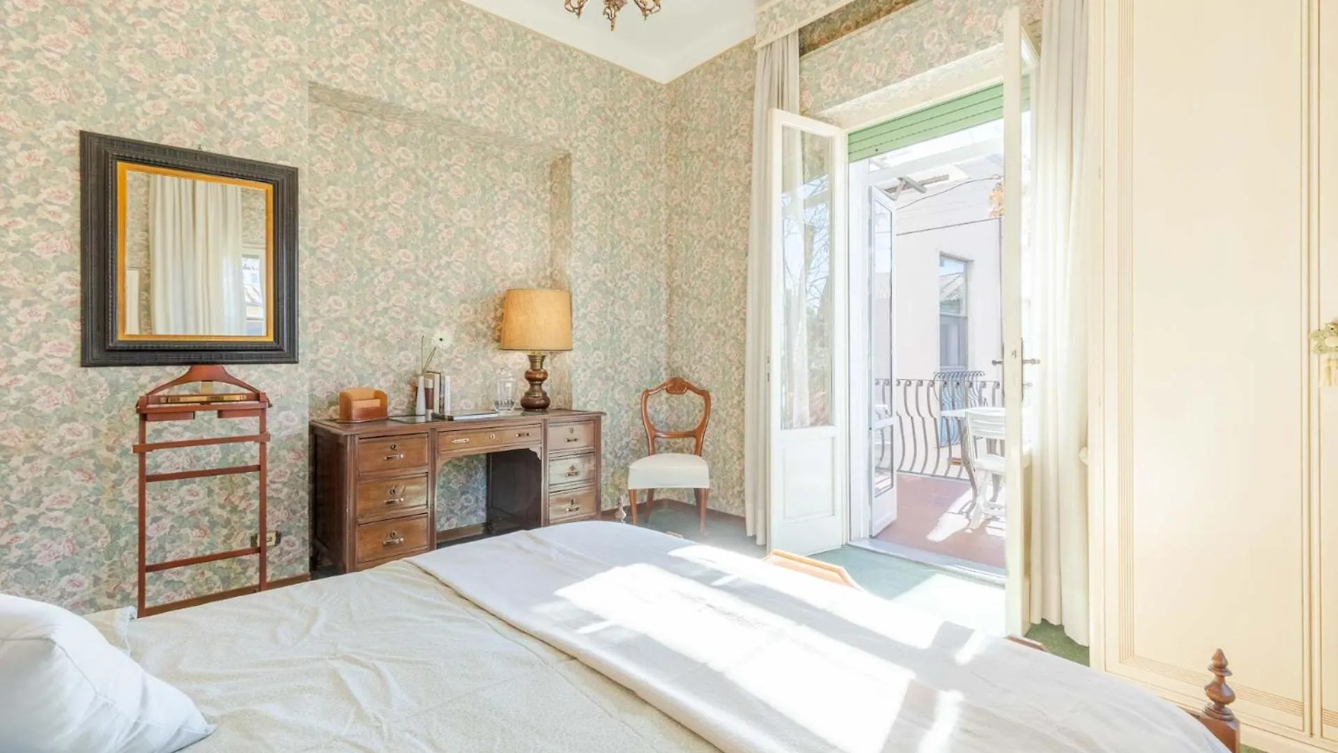 Villa Regina, 4 Bedrooms And A Luxury Style Villa Cappella