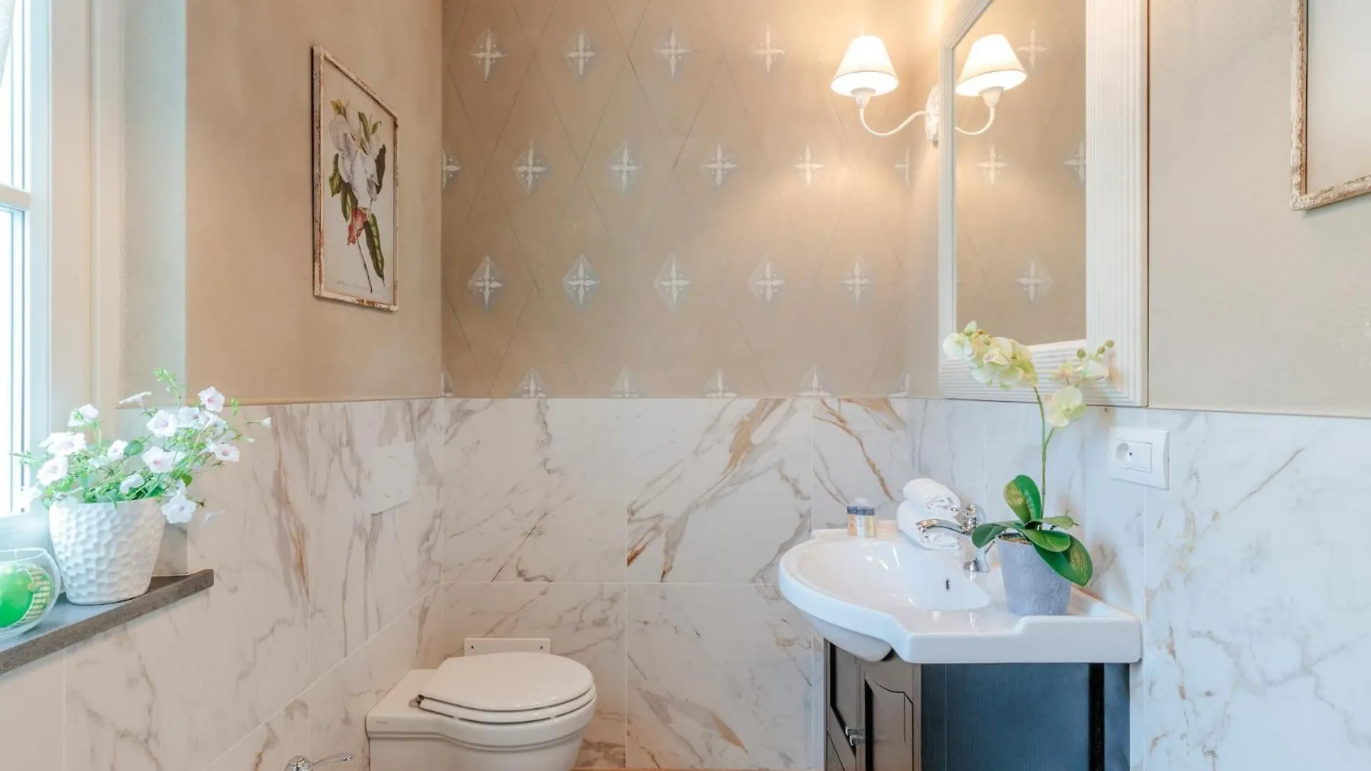 Villa Regina, 4 Bedrooms And A Luxury Style Villa Cappella Italy