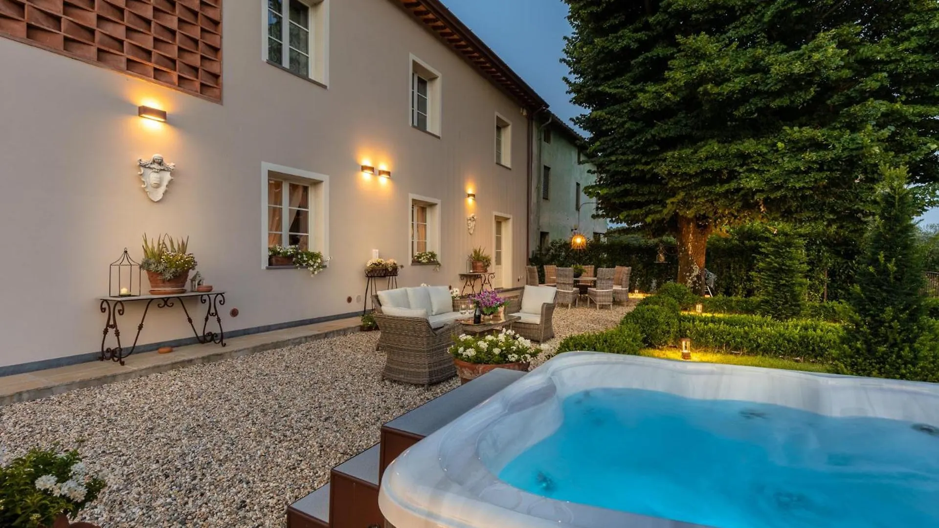 Villa Regina, 4 Bedrooms And A Luxury Style Villa Cappella