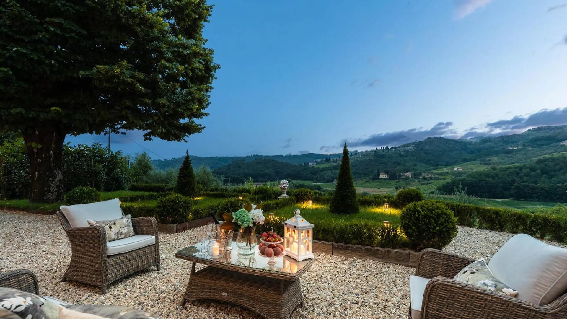 Villa Regina, 4 Bedrooms And A Luxury Style Villa Cappella