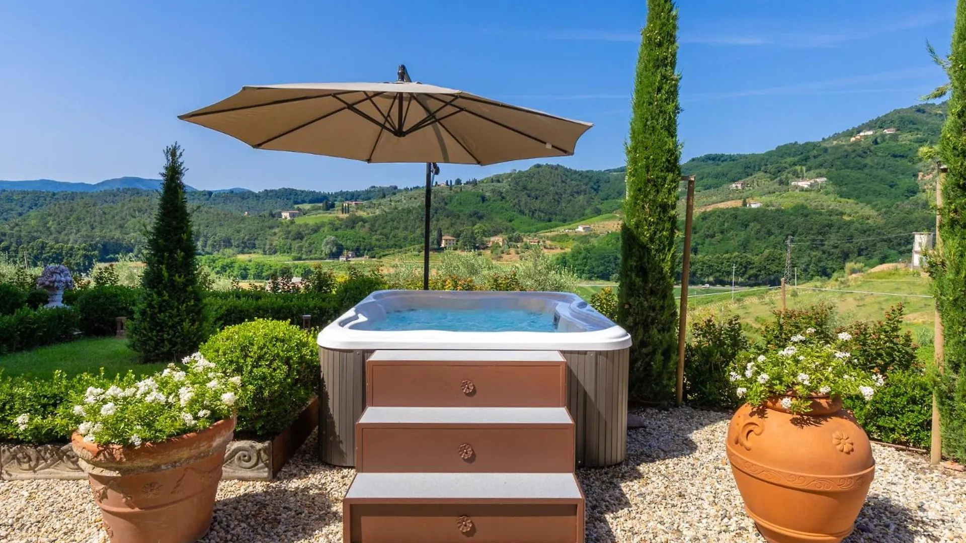 Villa Regina, 4 Bedrooms And A Luxury Style Villa Cappella Italy