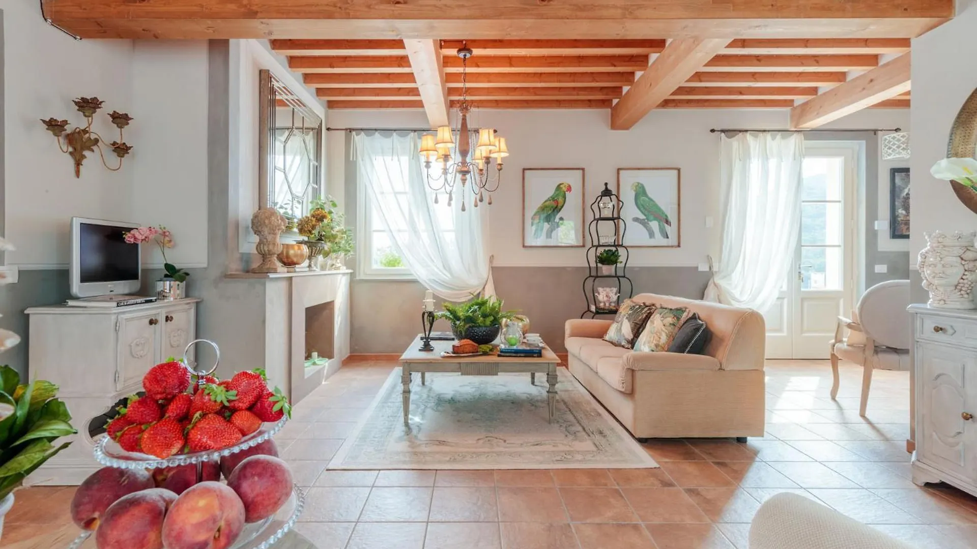 Villa Regina, 4 Bedrooms And A Luxury Style Villa Cappella