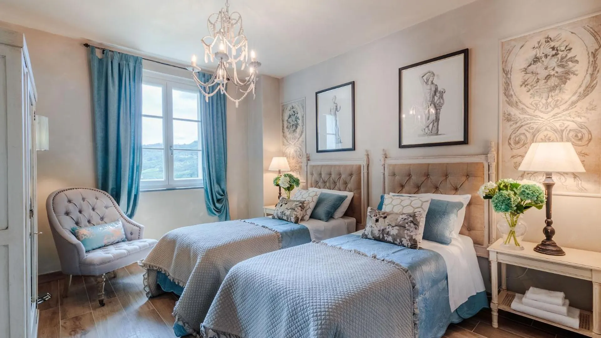 Villa Regina, 4 Bedrooms And A Luxury Style Villa Cappella Italy