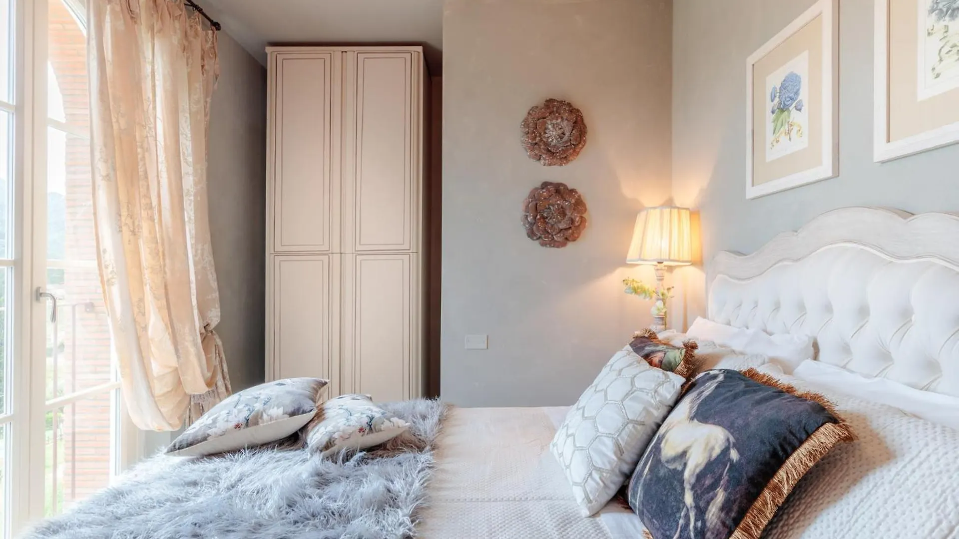 Villa Regina, 4 Bedrooms And A Luxury Style Villa Cappella
