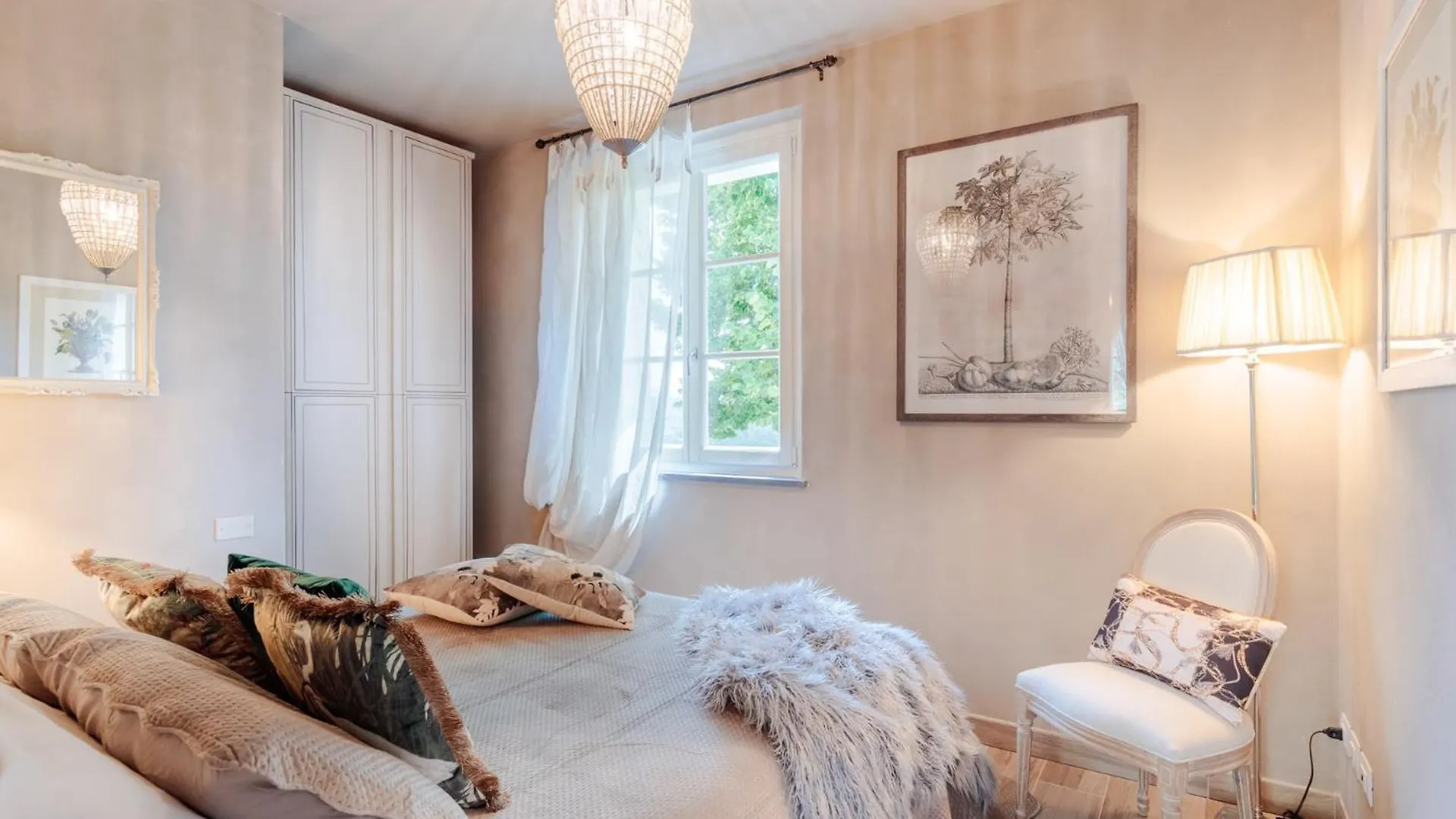 Villa Regina, 4 Bedrooms And A Luxury Style Villa Cappella