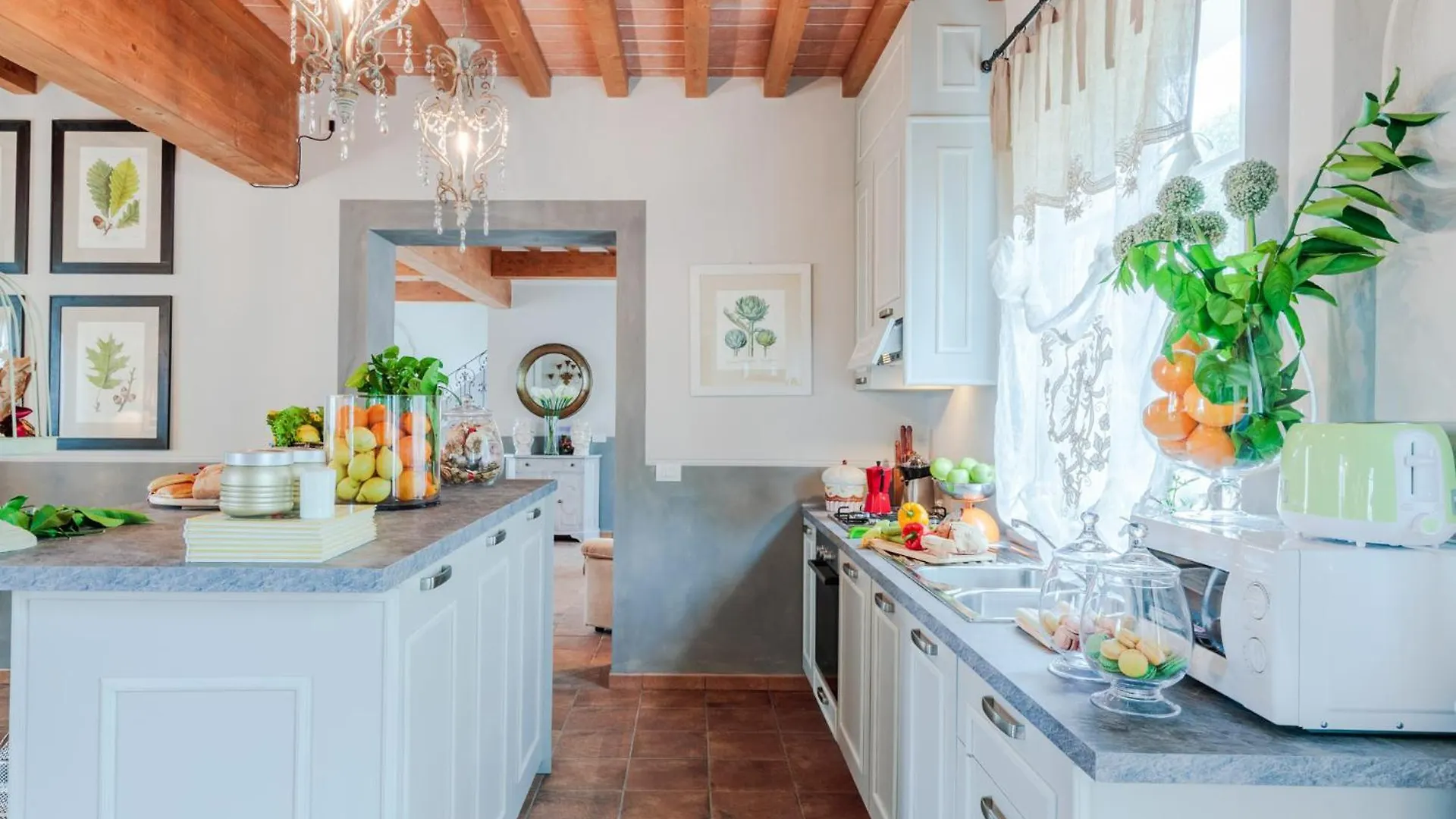 Villa Regina, 4 Bedrooms And A Luxury Style Villa Cappella