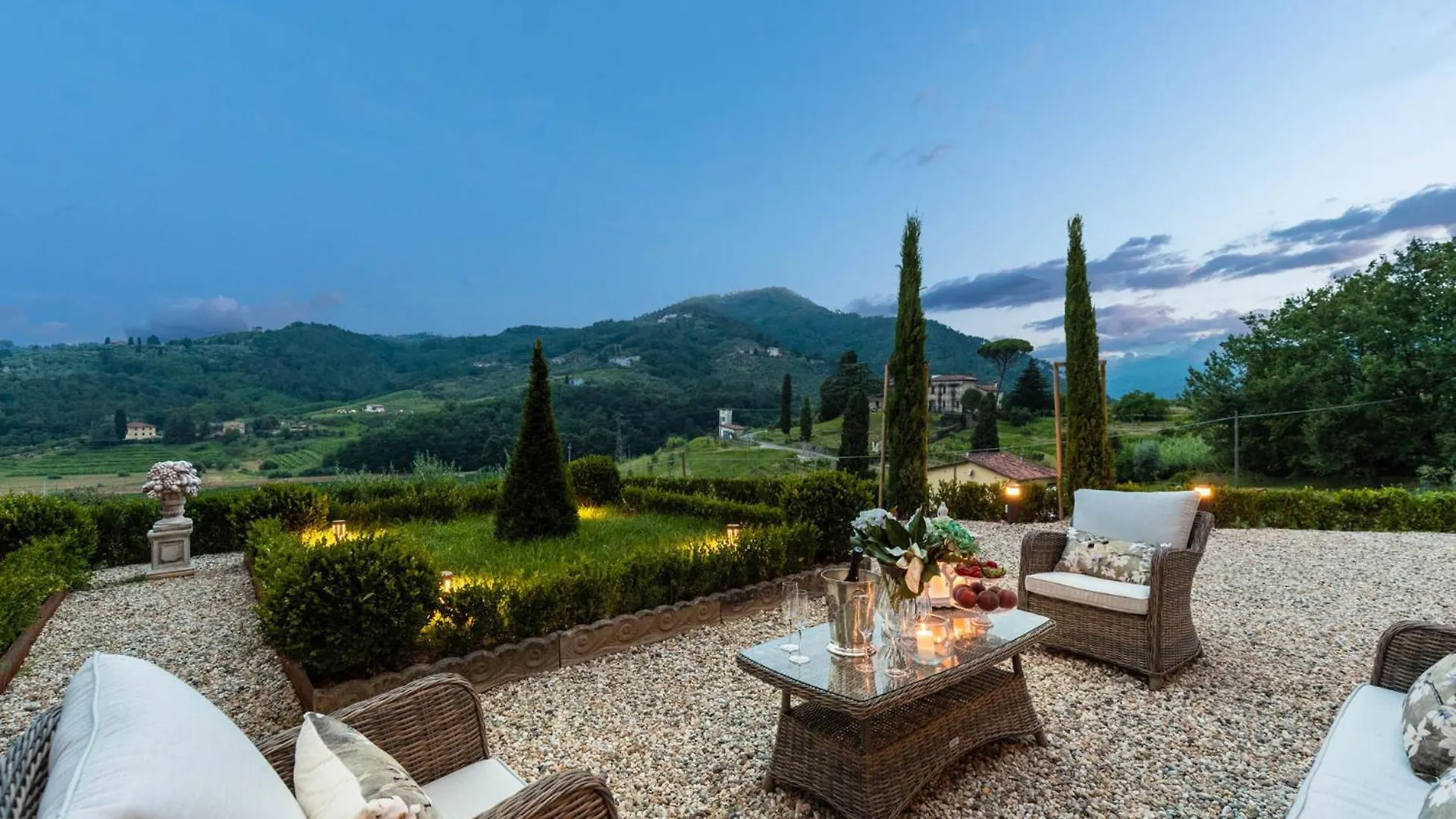 Villa Regina, 4 Bedrooms And A Luxury Style Villa Cappella 0*,