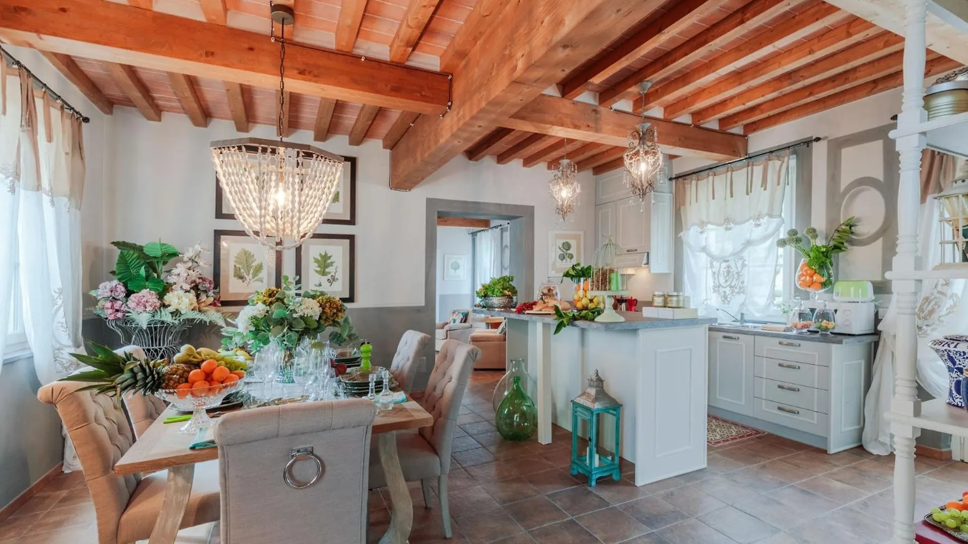 Villa Regina, 4 Bedrooms And A Luxury Style Villa Cappella 0*,