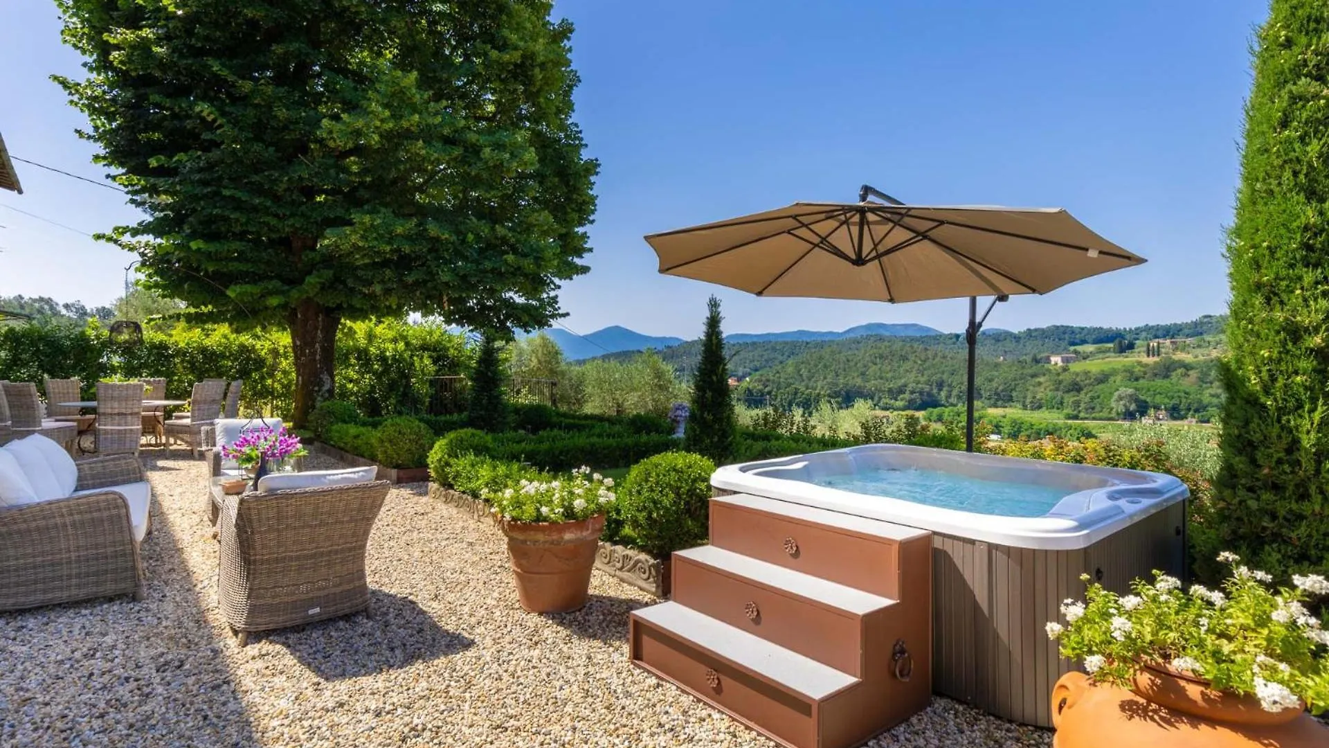 Villa Regina, 4 Bedrooms And A Luxury Style Villa Cappella
